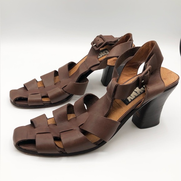 DKNY Donna Karan Vintage Brown Leather Cage Toe Heels Women’s Size 10 - Picture 2 of 10